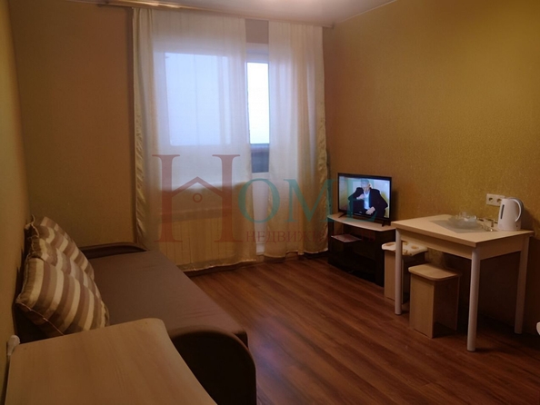 
  Сдам в аренду 1-комнатную квартиру, 30 м², Новосибирск

. Фото 1.