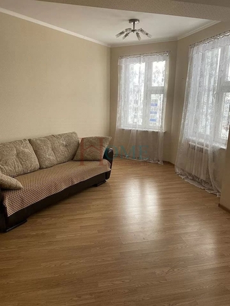 
  Сдам в аренду 1-комнатную квартиру, 60 м², Новосибирск

. Фото 1.