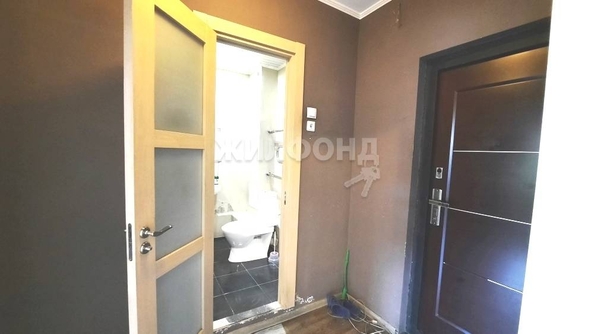 
   Продам 1-комнатную, 32.5 м², Ключ-Камышенское Плато ул, 20

. Фото 11.