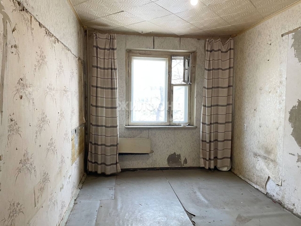 
   Продам 1-комнатную, 30 м², Зорге ул, 84

. Фото 2.