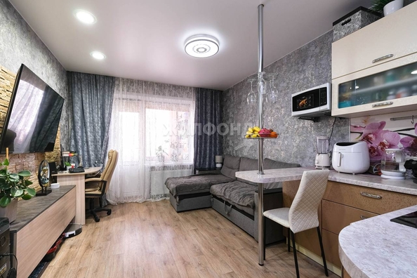 
   Продам 1-комнатную, 38 м², Плахотного ул, 53/1

. Фото 4.