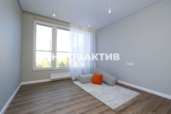 
   Продам 3-комнатную, 92.8 м², Владимира Заровного ул, 24

. Фото 14.