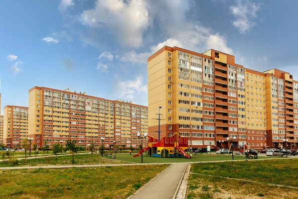 
   Продам 3-комнатную, 58.77 м², Юности ул, 7

. Фото 3.