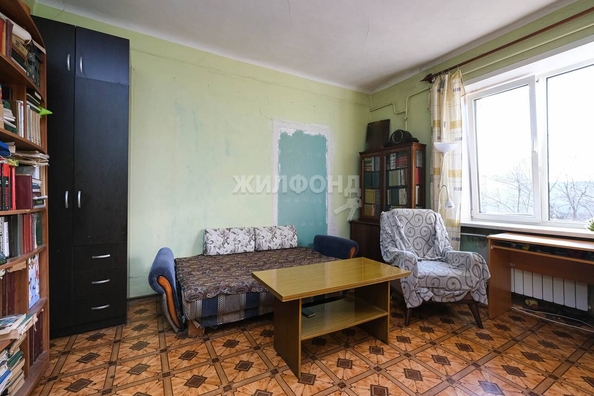 
   Продам 3-комнатную, 75.9 м², Красный пр-кт, 33

. Фото 17.