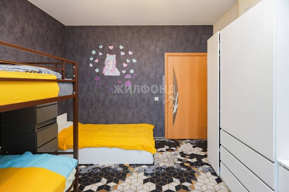 
   Продам 3-комнатную, 63.5 м², Лескова ул, 19

. Фото 12.