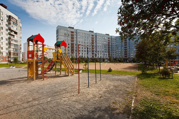 
   Продам 3-комнатную, 62.4 м², Родники ул, 1

. Фото 24.