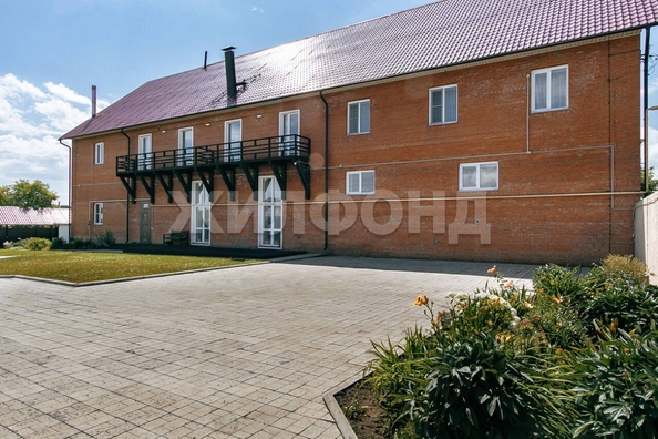 
   Продам дом, 775.1 м², Новолуговое

. Фото 1.