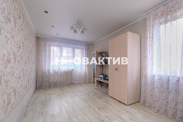 
   Продам 1-комнатную, 30.5 м², Рельсовая ул, 8/1

. Фото 1.