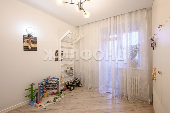 
   Продам 2-комнатную, 62.2 м², Ельцовская ул, 2

. Фото 16.