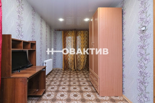 
   Продам 4-комнатную, 72.1 м², Каунасская ул, 7

. Фото 10.