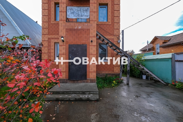 
   Продам дом, 142 м², Новосибирск

. Фото 3.