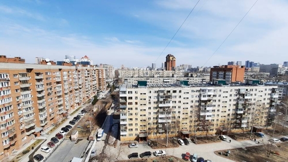 
   Продам 3-комнатную, 94.5 м², Галущака ул, 17

. Фото 6.