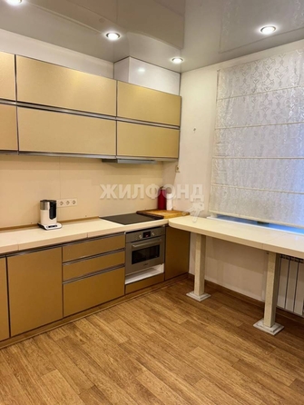 
   Продам 3-комнатную, 104.1 м², , 34

. Фото 4.