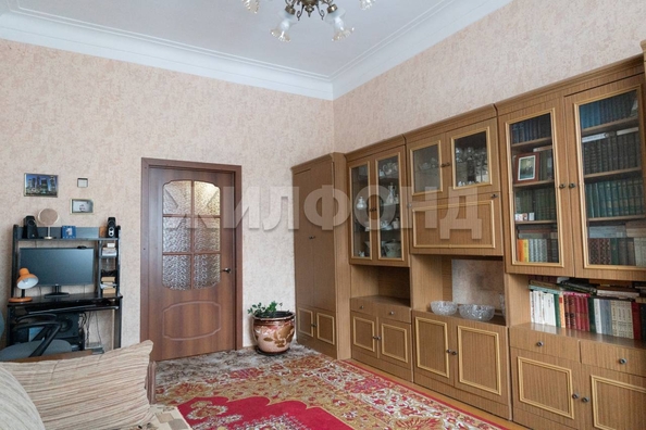 
   Продам 2-комнатную, 56.2 м², Серебренниковская ул, 4

. Фото 4.