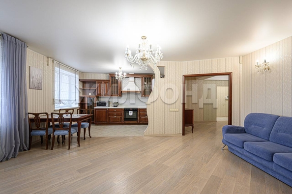 
   Продам 2-комнатную, 79.9 м², Дачная ул, 21/5

. Фото 10.