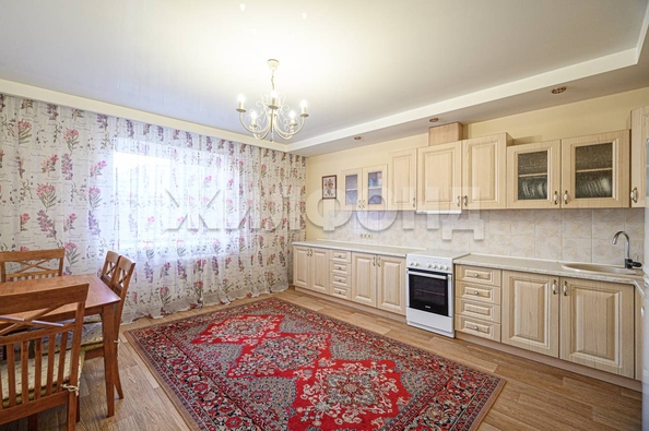 
   Продам 3-комнатную, 135.8 м², 1905 года ул, 59

. Фото 2.
