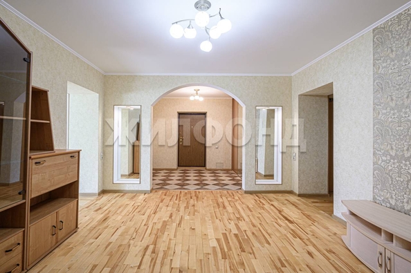 
   Продам 3-комнатную, 135.8 м², 1905 года ул, 59

. Фото 25.