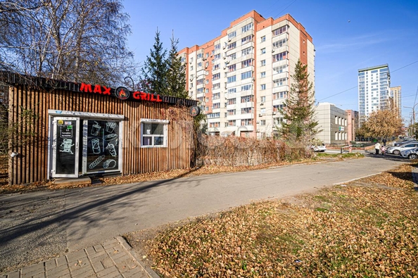 
   Продам 3-комнатную, 135.8 м², 1905 года ул, 59

. Фото 35.