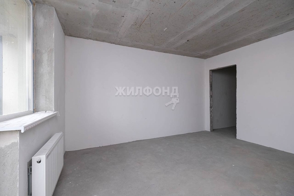 
   Продам студию, 29.8 м², Зорге ул, 229/2

. Фото 6.