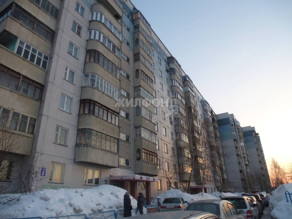 
   Продам 3-комнатную, 74.1 м², Лазурная ул, 2

. Фото 23.