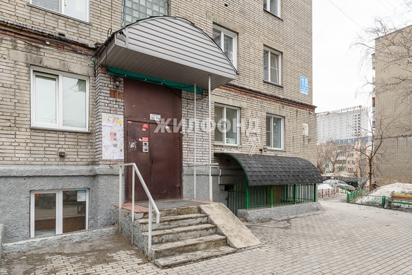 
   Продам 3-комнатную, 56.4 м², Челюскинцев ул, 18

. Фото 9.