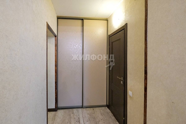 
   Продам 3-комнатную, 64 м², 2-й (4 мкр.) кв-л, 226

. Фото 18.