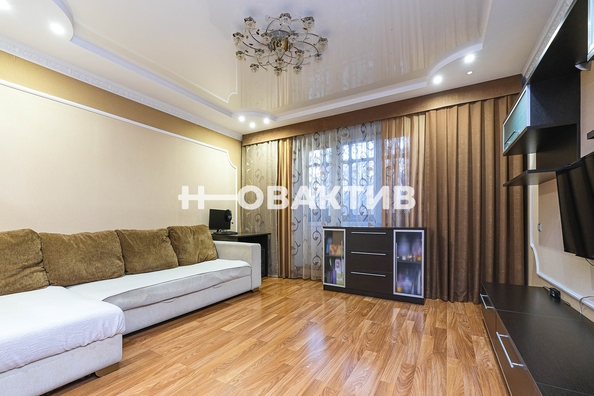 
   Продам 2-комнатную, 53.1 м², Федосеева ул, 3

. Фото 13.