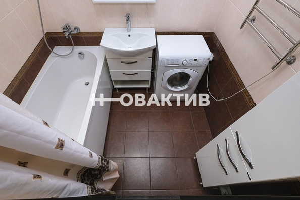 
   Продам 2-комнатную, 52 м², Мясниковой ул, 30

. Фото 25.