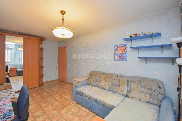 
   Продам 1-комнатную, 30.1 м², Челюскинцев ул, 22

. Фото 22.