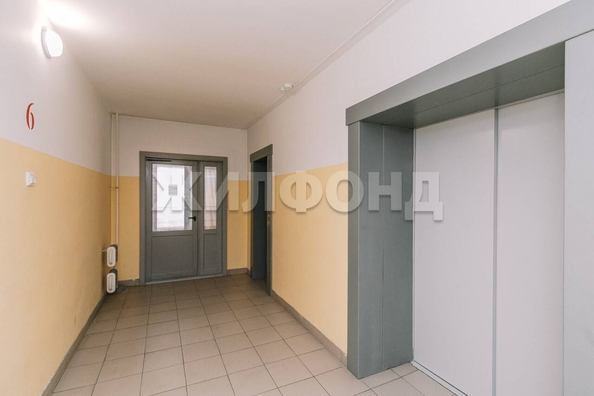 
   Продам 2-комнатную, 66.2 м², 2-й (4 мкр.) кв-л, 232

. Фото 25.