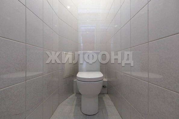 
   Продам 3-комнатную, 96.8 м², Кирова ул, 46

. Фото 16.