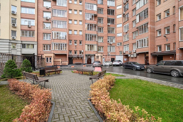 
   Продам 2-комнатную, 79.3 м², Кирова ул, 27

. Фото 32.