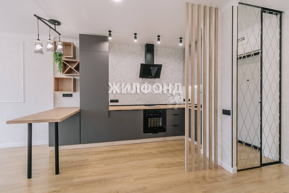 
   Продам 2-комнатную, 43 м², Ясный Берег ул, 27

. Фото 2.