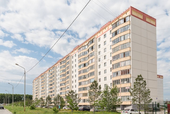 
   Продам 2-комнатную, 56.5 м², Петухова ул, 97

. Фото 9.