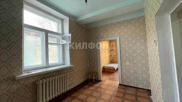 
   Продам 3-комнатную, 55 м², Бурденко ул, 27

. Фото 9.