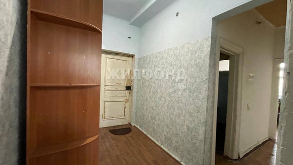 
   Продам 3-комнатную, 55 м², Бурденко ул, 27

. Фото 10.