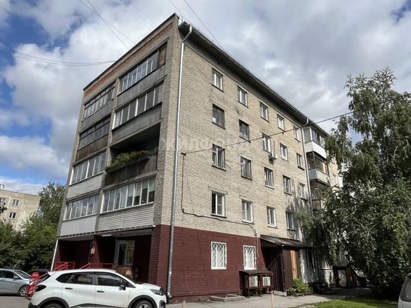 
   Продам 1-комнатную, 30.3 м², Забалуева ул, 11

. Фото 10.