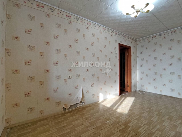 
   Продам 2-комнатную, 47.6 м², Кирова ул, 108

. Фото 12.