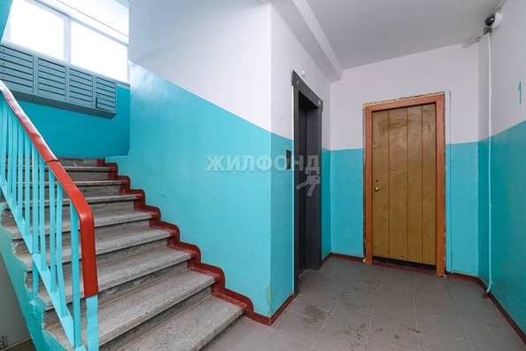 
   Продам 2-комнатную, 53.4 м², Макаренко ул, 7

. Фото 12.