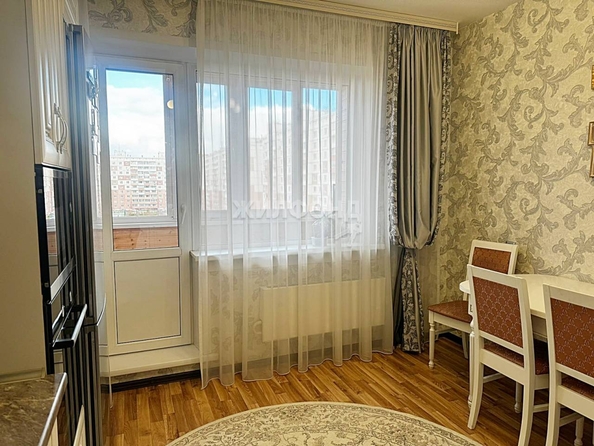 
   Продам 3-комнатную, 72.2 м², Титова ул, 274

. Фото 6.