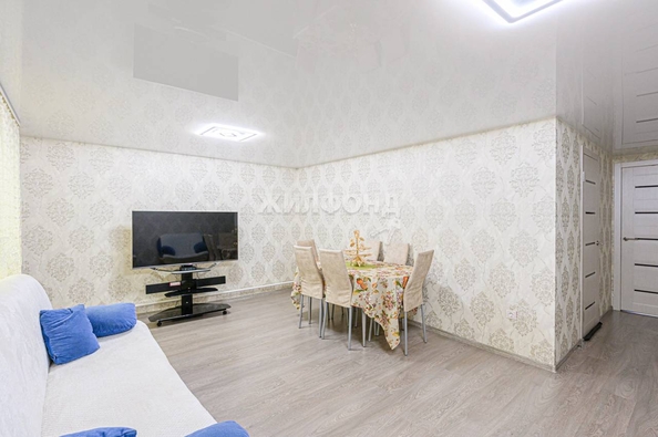 
   Продам дом, 122.7 м², Новосибирск

. Фото 2.