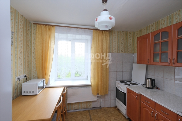 
  Сдам в аренду 2-комнатную квартиру, 50 м², Новосибирск

. Фото 5.