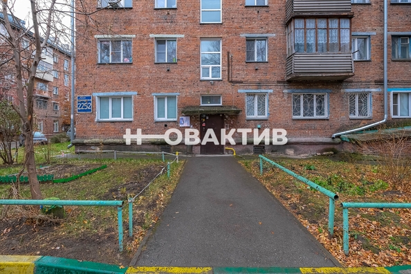 
   Продам 1-комнатную, 29.4 м², Гоголя ул, 225/2

. Фото 20.