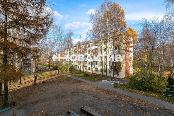 
   Продам 2-комнатную, 42.8 м², Есенина ул, 49

. Фото 15.