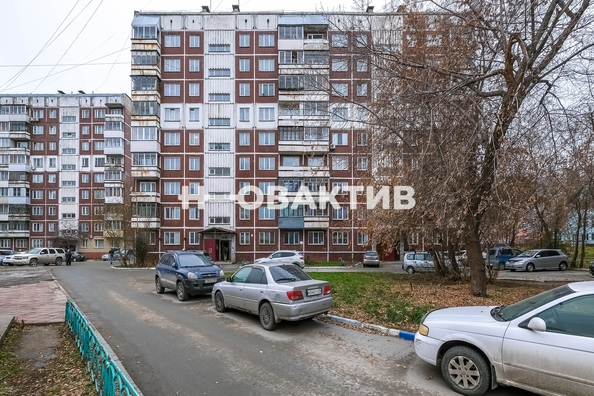 
   Продам 1-комнатную, 29.2 м², Железнодорожная ул, 8/4

. Фото 2.