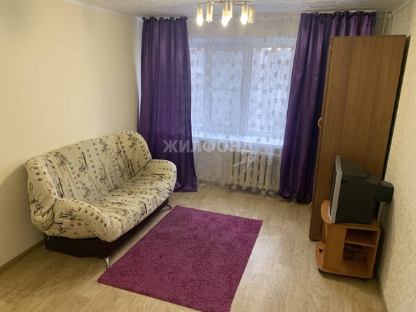 
   Продам секционку, 18 м², Державина ул, 59

. Фото 1.