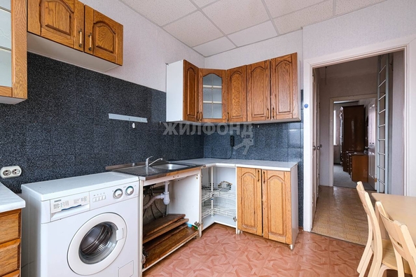 
   Продам 2-комнатную, 53.4 м², Шевченко ул, 34

. Фото 9.