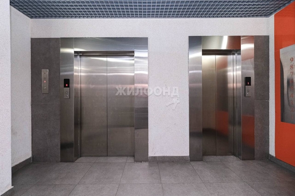 
   Продам 3-комнатную, 76.6 м², Кирова ул, 322

. Фото 19.