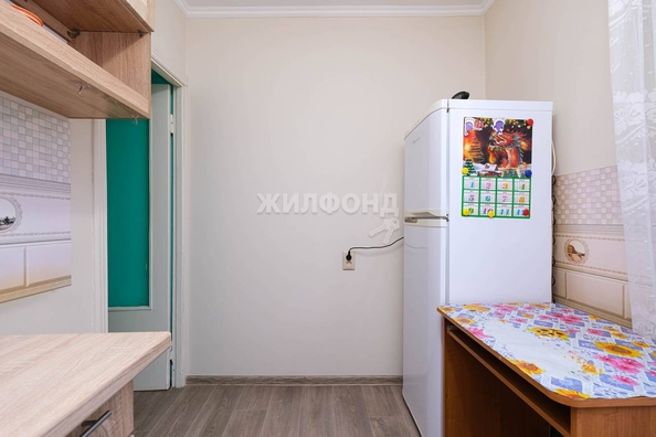 
   Продам 3-комнатную, 57.6 м², Водозабор ул, 8

. Фото 7.