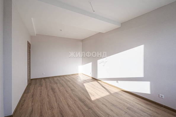 
   Продам 1-комнатную, 41.5 м², Междуреченская ул, 3

. Фото 12.